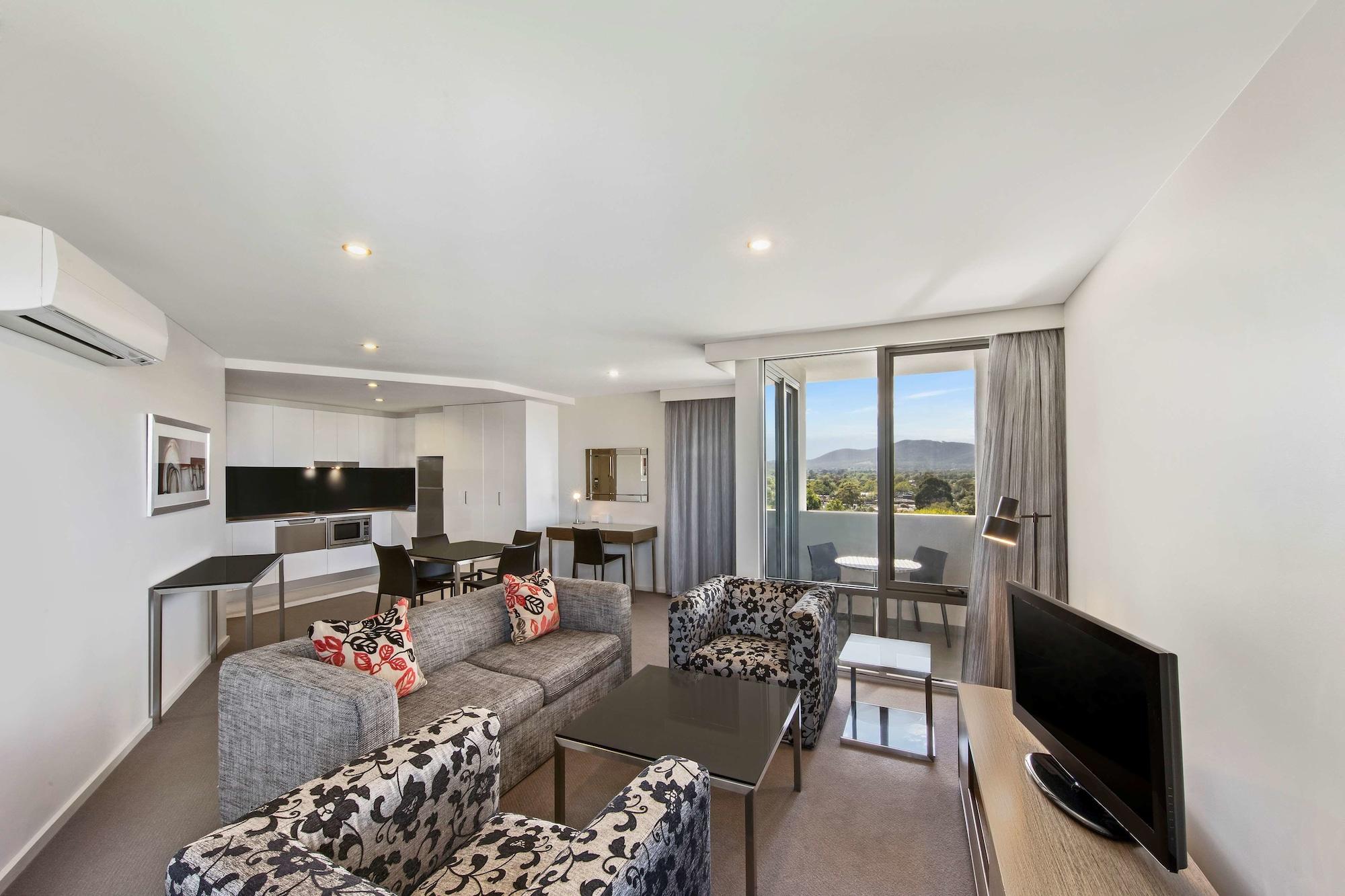 Adina Serviced Apartments Canberra Dickson Exterior foto